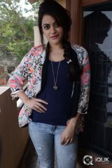 Shruti Sodhi Interview About Pataas Movie